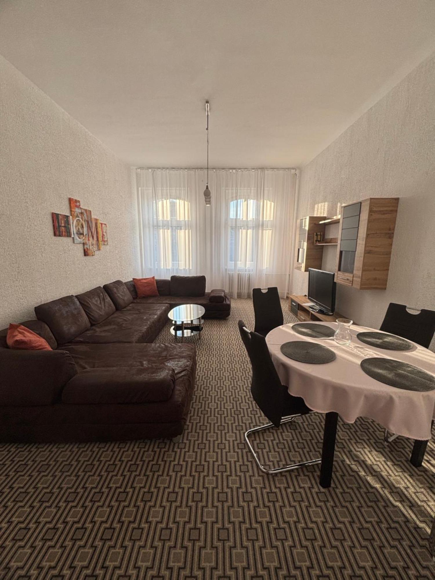 City Centre Apartment Demio การ์โลวีวารี ภายนอก รูปภาพ
